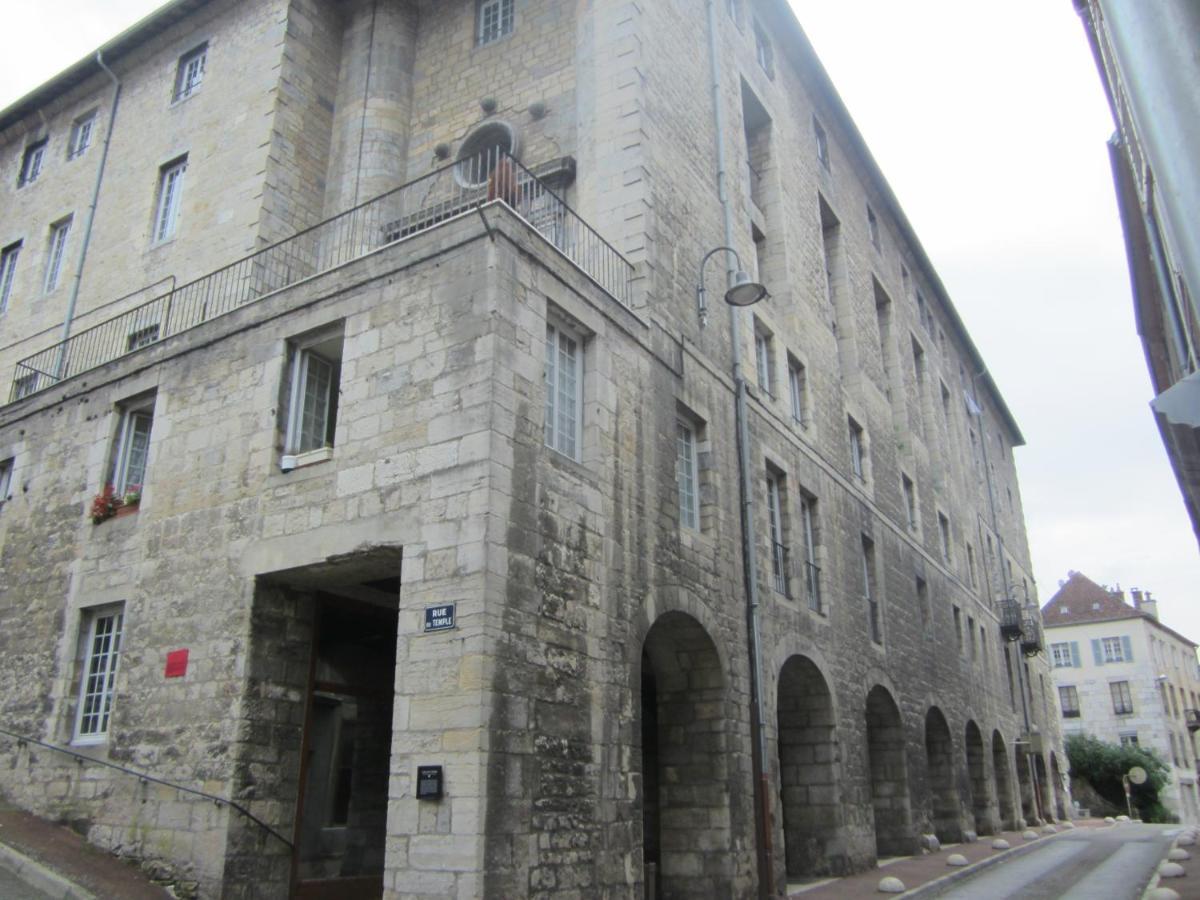 O'Couvent - Appartement 77 M2 - 2 Chambres - A321 萨兰莱班 外观 照片