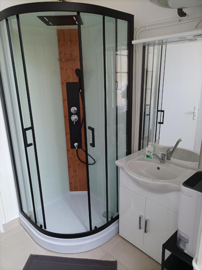O'Couvent - Appartement 77 M2 - 2 Chambres - A321 萨兰莱班 外观 照片